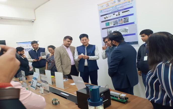 Shri Amitesh Kumar Sinha, Additional Secretary, MeitY & CEO, ISM, visited ICEA’s Electronics Design & Testing Centre (EDTC) in Noida.
